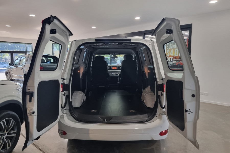 2024 LDV G10 SV7C + Van Image 37