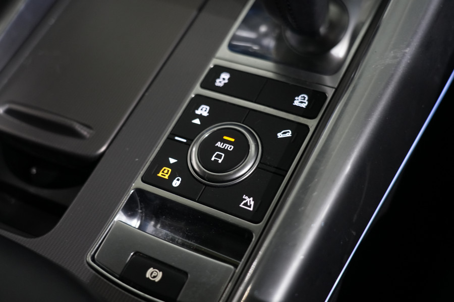 2021 Land Rover Range Rover Sport DI6 221kW HSE SUV Image 16