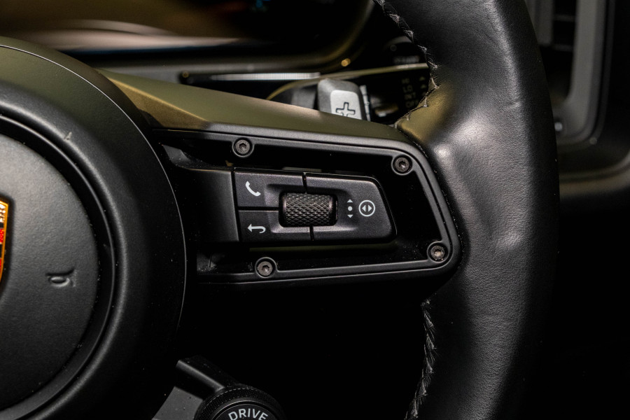 2024 Porsche Cayenne GTS SUV