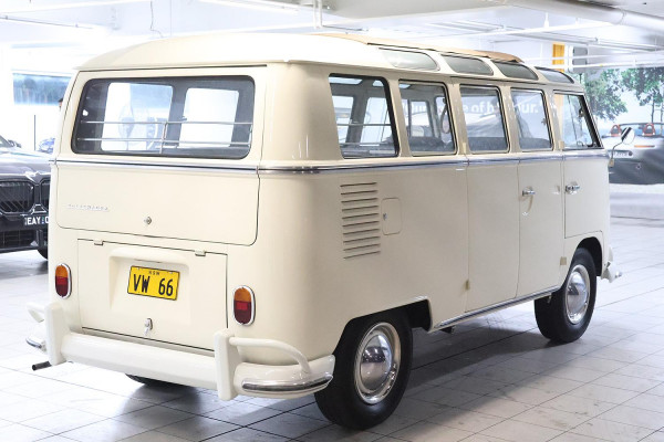 1966 Volkswagen Transporter Type 1 Microbus Bus image 6