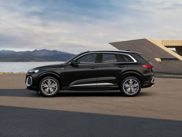 2025 Audi Q5 GU TDI 150kW Sport SUV image 10