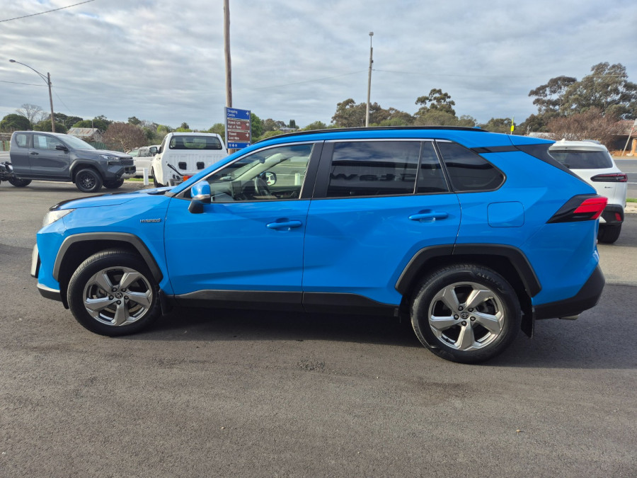 2021 Toyota RAV4 AXAH54R GXL SUV Image 9