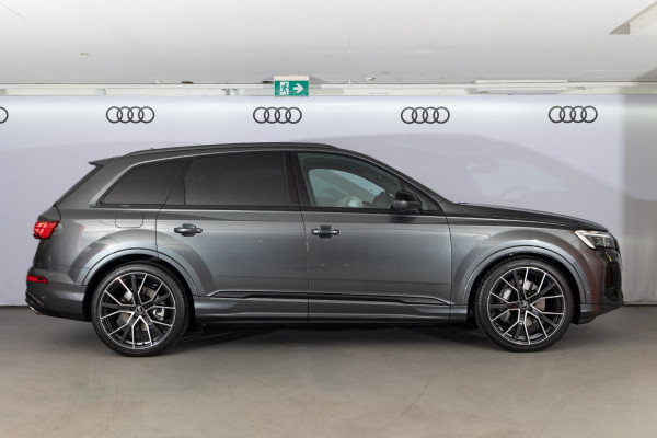 2026 Audi Q7 4M TFSI 250kW S line SUV image 3