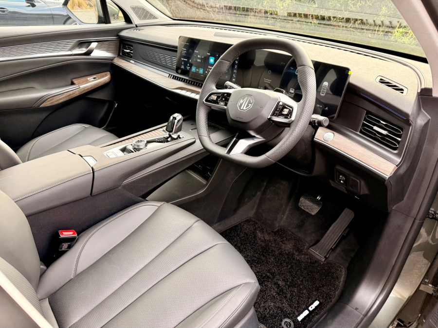 2026 MG QS Essence SUV Image 9
