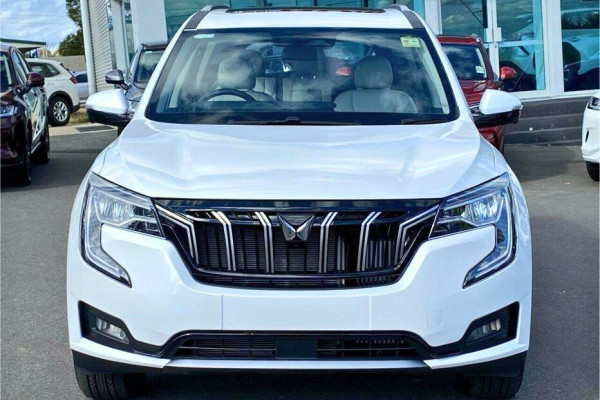 2023 Mahindra XUV700 AX7L Wagon