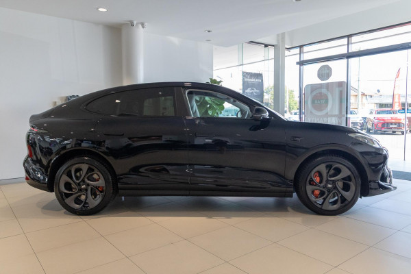 2026 MY25 MG IM6 S12L Performance SUV Image 2