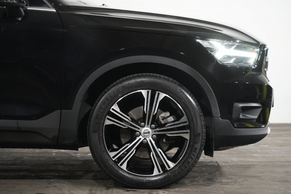 2020 Volvo XC40 XZ T4 Inscription SUV image 5