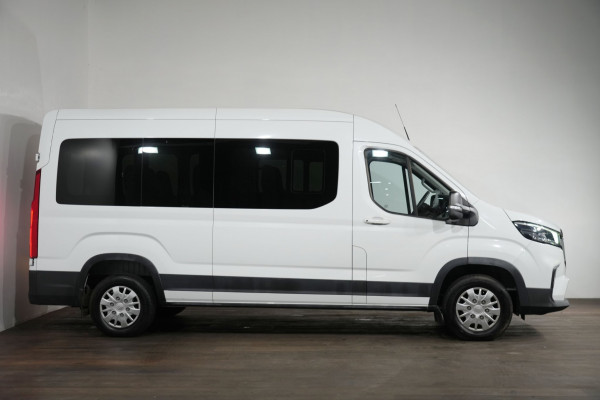 2023 LDV Deliver 9 Mid Roof LWB Bus Image 3