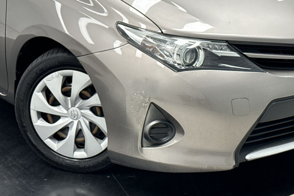 2014 Toyota Corolla ZRE182R Ascent Hatch Image 2