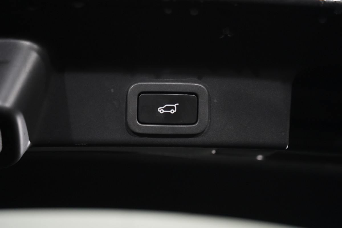 2021 Jaguar F-PACE R-Dynamic SE SUV