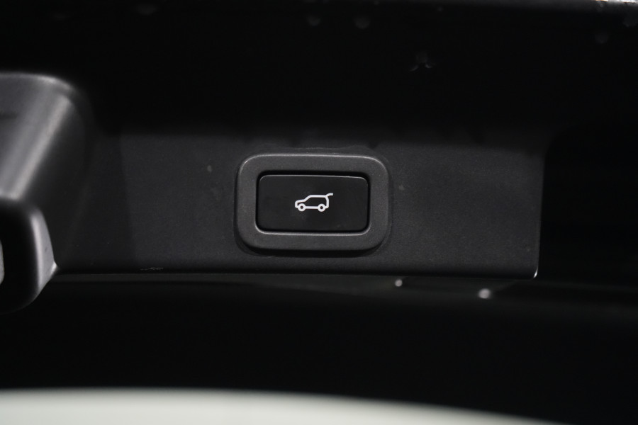 2021 Jaguar F-PACE R-Dynamic SE SUV