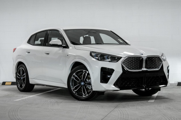BMW iX2 xDrive30 M Sport U10