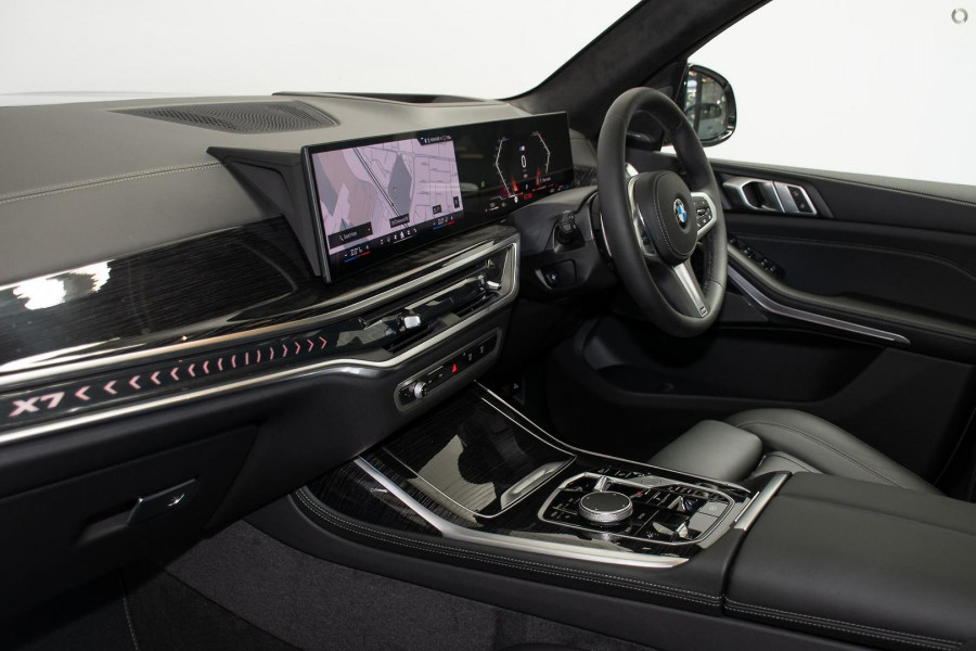 2025 BMW X7 G07 LCI xDrive40d M Sport SUV