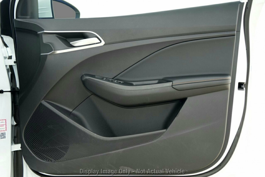 2024 MY24.5 MG MG3 ZP22 Essence Hybrid+ Hatch Image 9