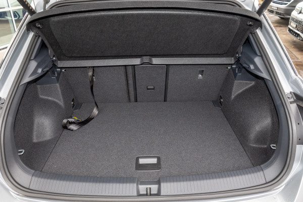 2025 Volkswagen T-Roc D11 140TSI R-Line SUV image 13