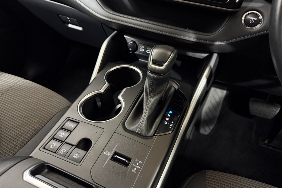 2023 Toyota Kluger AXUH78R GX SUV Image 23