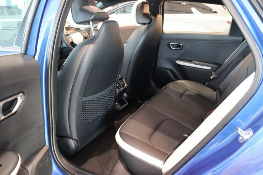 2025 Kia K4 CL4m GT-Line Sedan Image 26