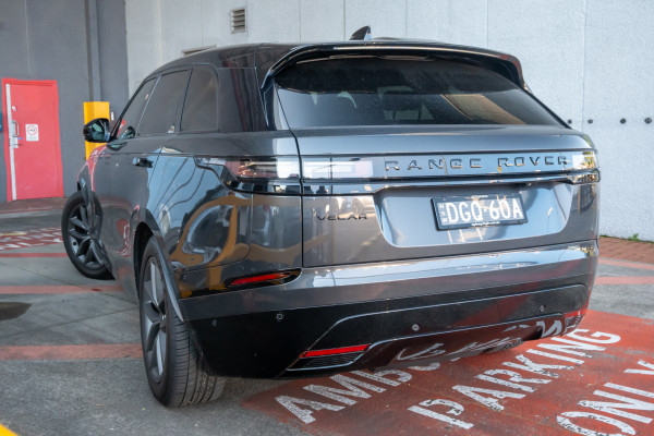 2026 Land Rover Range Rover Velar L560 P250 Dynamic SE SUV