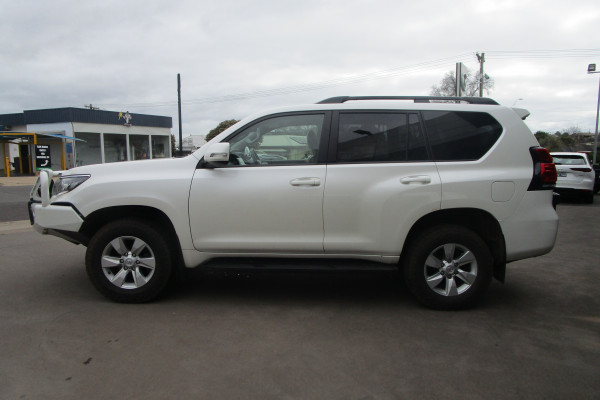 2021 Toyota LandCruiser Prado GDJ150R GXL SUV Image 4