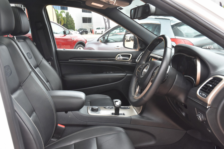 2013 MY14 Jeep Grand Cherokee WK MY2014 Overland Suv Image 10