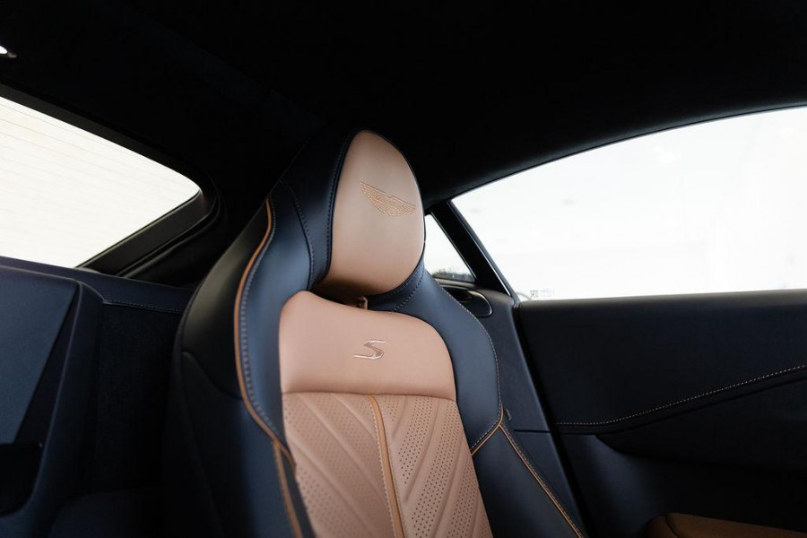 2026 MY26.5 Aston Martin Vantage  S Coupe Image 23