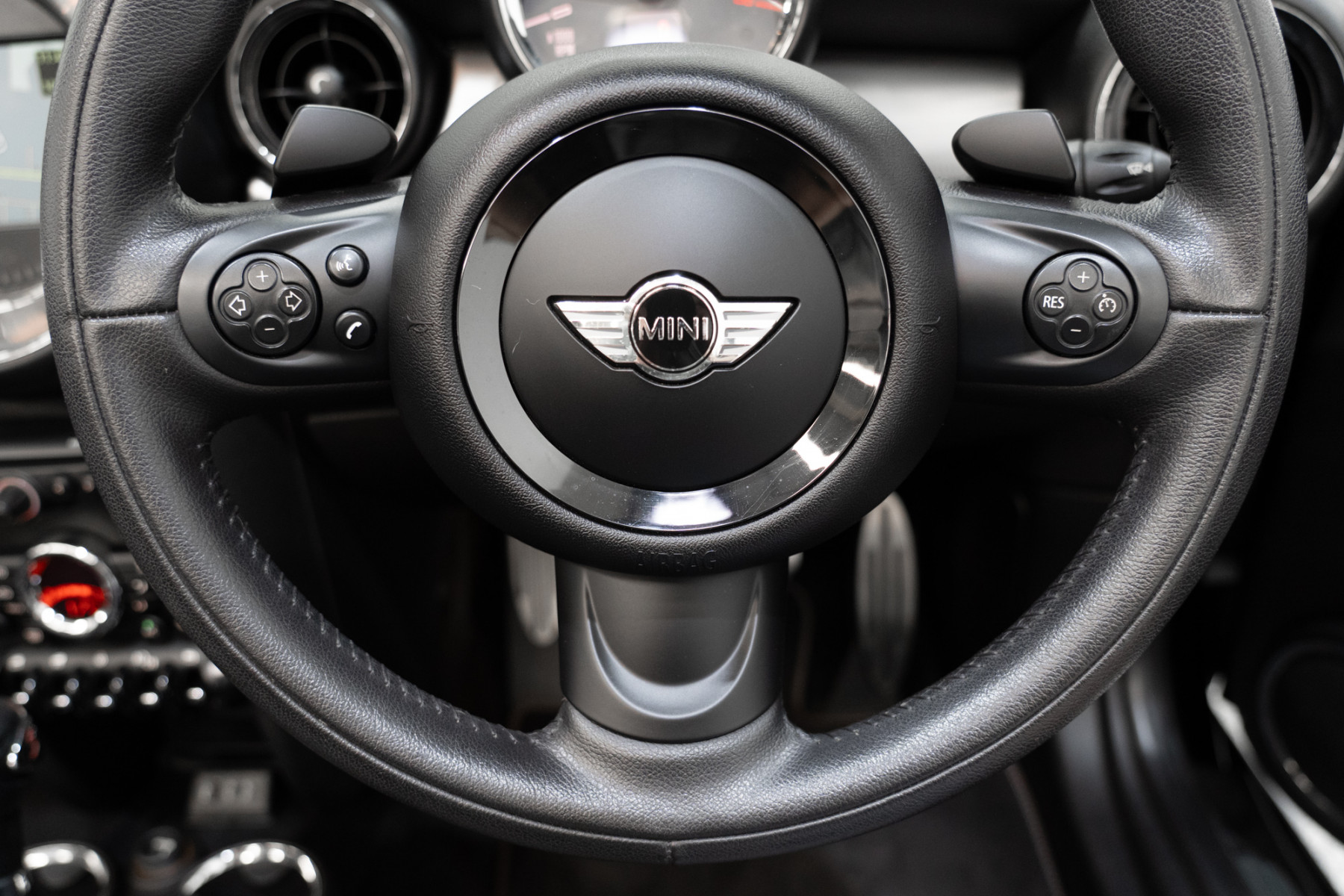 2014 Mini Cooper S Highgate Cabrio Convertible Image 15
