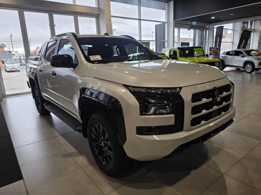 2026 Mitsubishi Triton MV GSR Ute Image 1