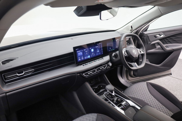 2026 MY25 MG HS AS33 Excite Hybrid+ SUV Image 18