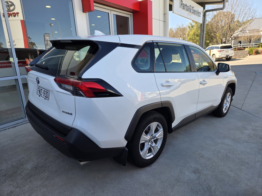 2021 Toyota RAV4 MXAA52R GX SUV Image 5