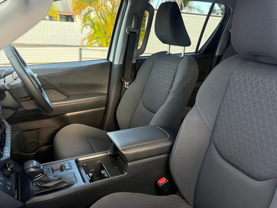 2025 Toyota HiLux GUN126R SR5 48V Ute Image 11