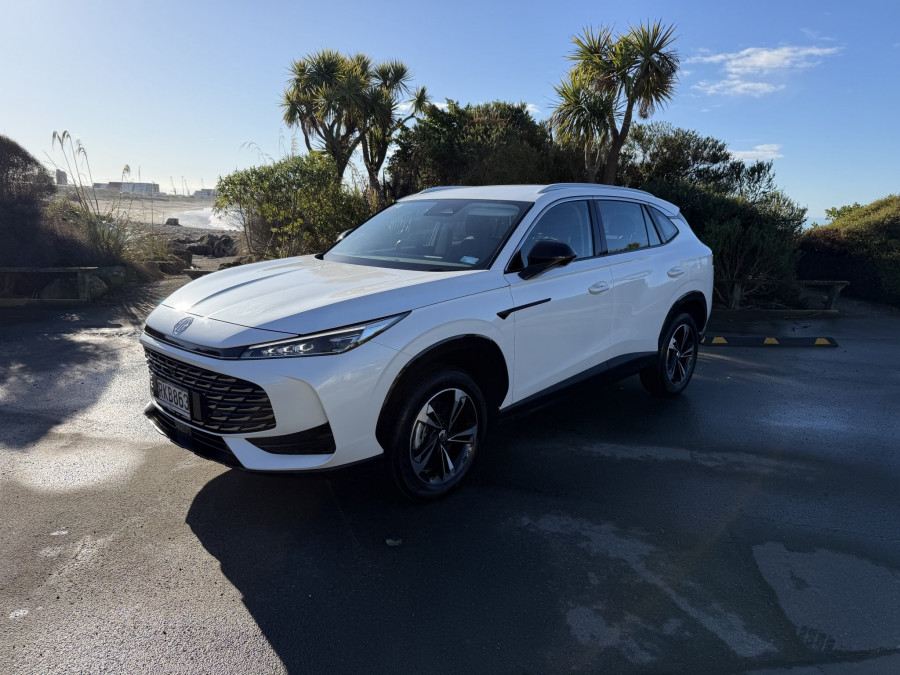 2025 MG HS AS33 Vibe SUV Image 2