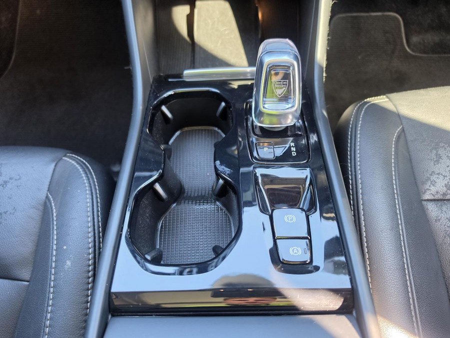 2018 MY19 Volvo XC40 XZ T4 Inscription SUV Image 21