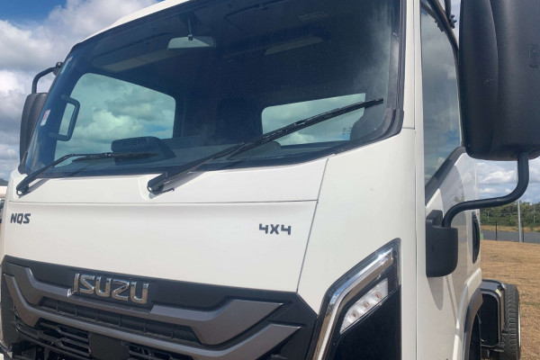 2026 Isuzu NQS 80-175 DT D34 Cab Chassis Image 3