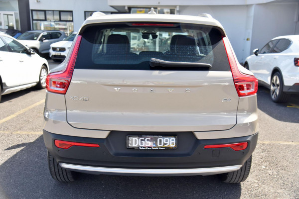 2024 MY25 Volvo XC40 XZ Plus B4 SUV Image 5