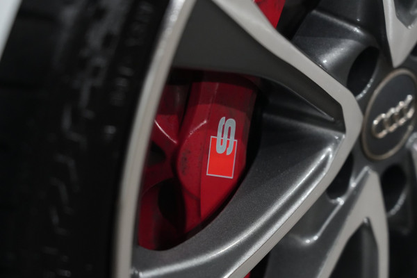 2018 Audi S4 SUV Image 6
