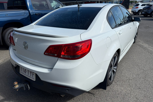2014 Holden Commodore VF SV6 Sedan Image 2