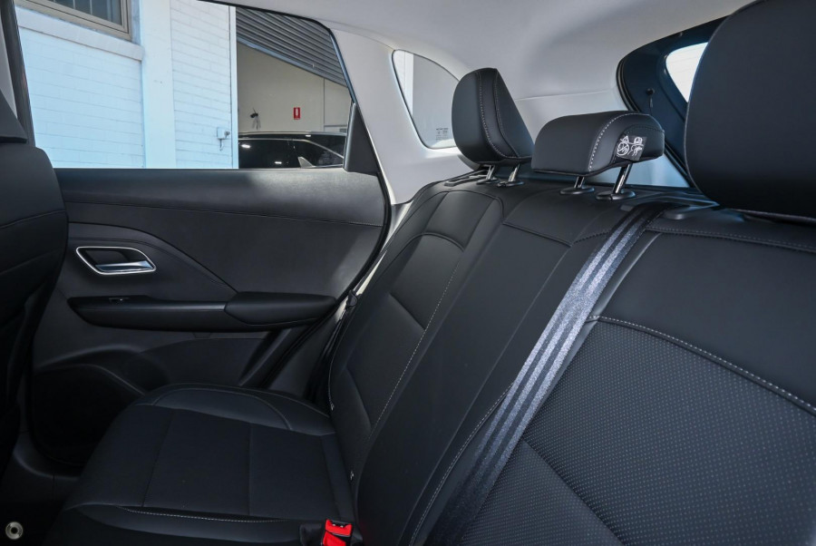 2025 MG ZS ZS32 Essence Turbo SUV Image 8
