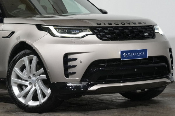 2021 Land Rover Discovery Series 5 P360 R-Dynamic HSE SUV Image 2