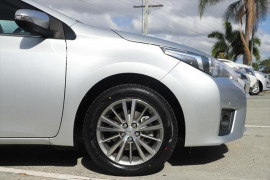 2014 Toyota Corolla ZRE172R SX Sedan