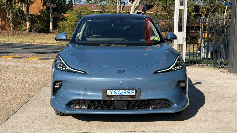2025 MG IM6 S12L Performance SUV Image 3