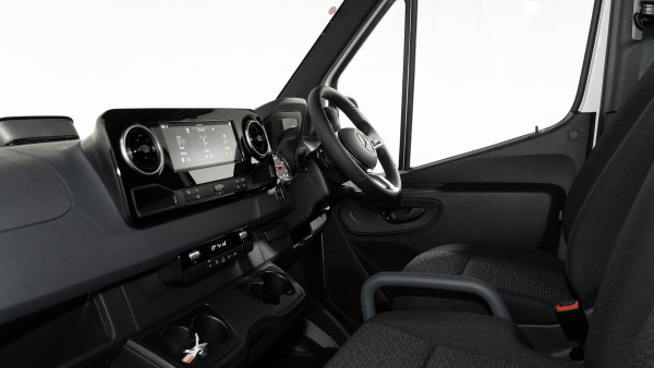 2024 Mercedes-Benz Sprinter VS30 417CDI Bus image 18