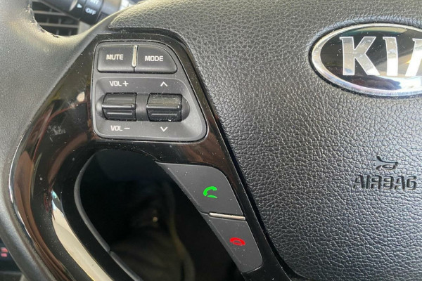 2017 MY18 Kia Cerato YD Sport+ Hatch Image 21