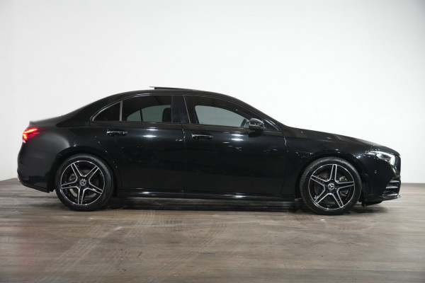 2022 Mercedes-Benz A-Class A250 Sedan Image 4