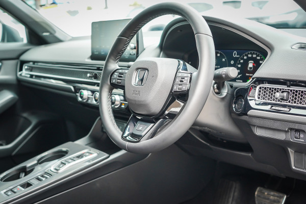 2024 MY25 Honda Civic 11th Gen e:HEV LX Hatch Image 17