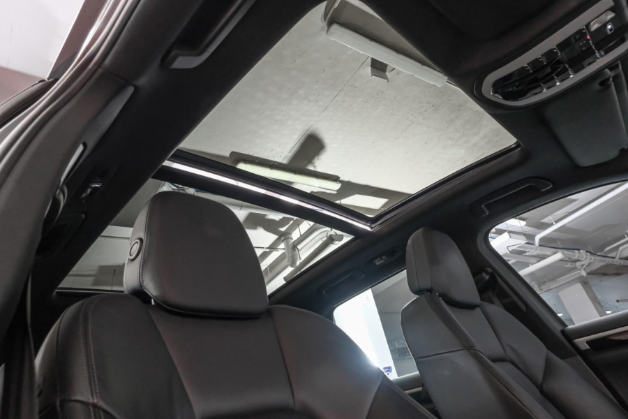 2012 MY13 Porsche Cayenne 92A SUV