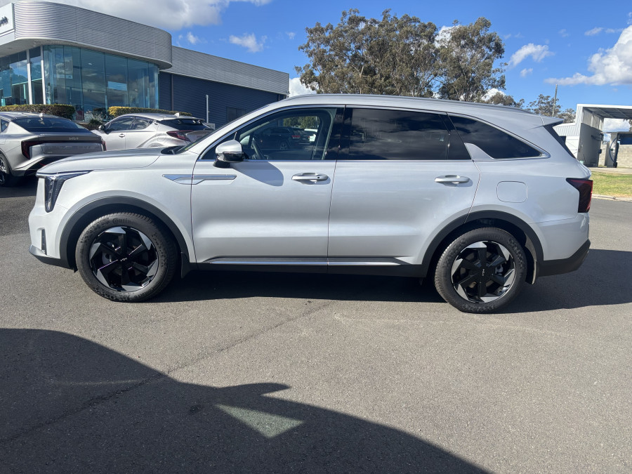 2025 Kia Sorento MQ4 PE Sport+ SUV Image 2