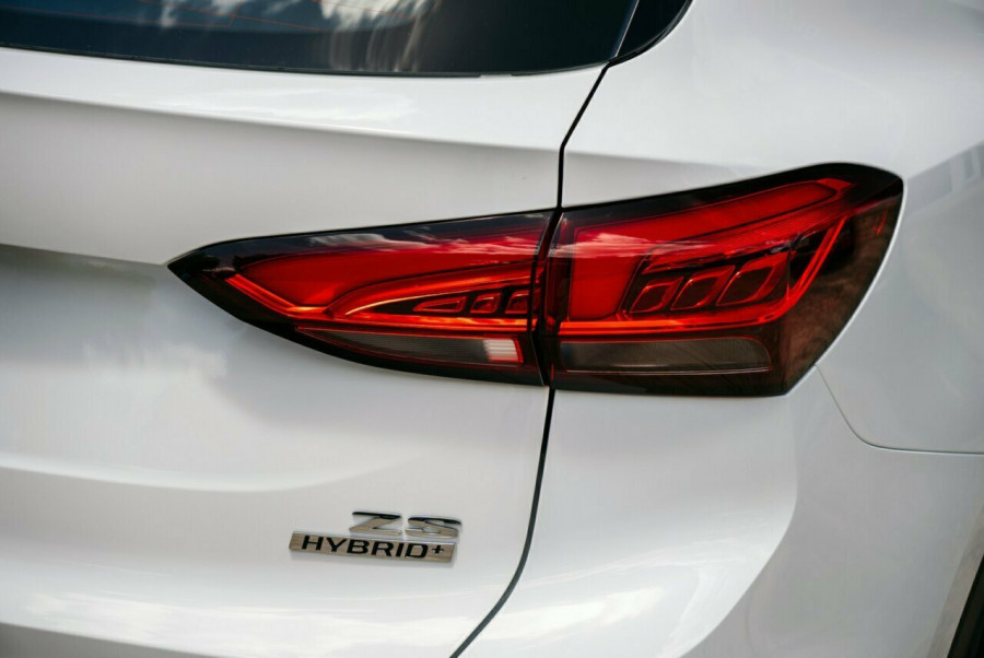 2024 MY24.5 MG ZS ZS32 Essence Hybrid+ SUV Image 7