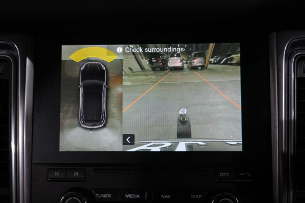 2018 Porsche Macan S Diesel SUV image 21