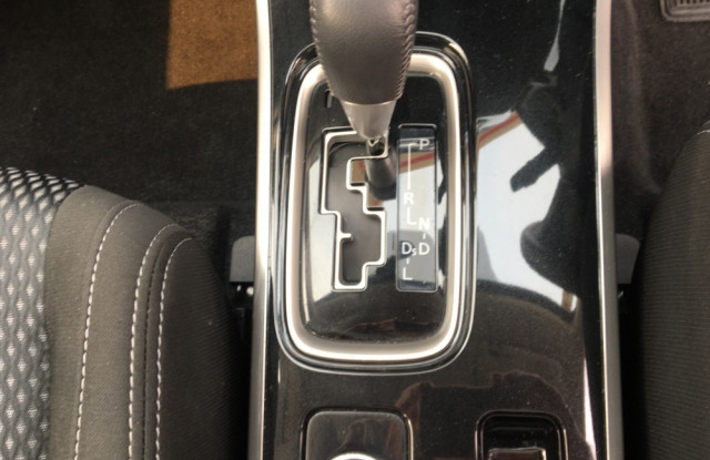 2017 Mitsubishi Outlander ZL ES Suv