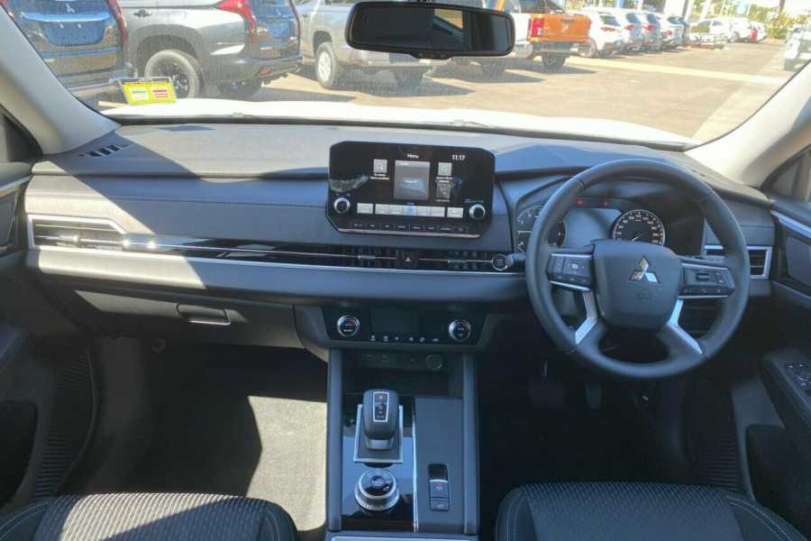 2024 Mitsubishi Outlander ZM LS SUV